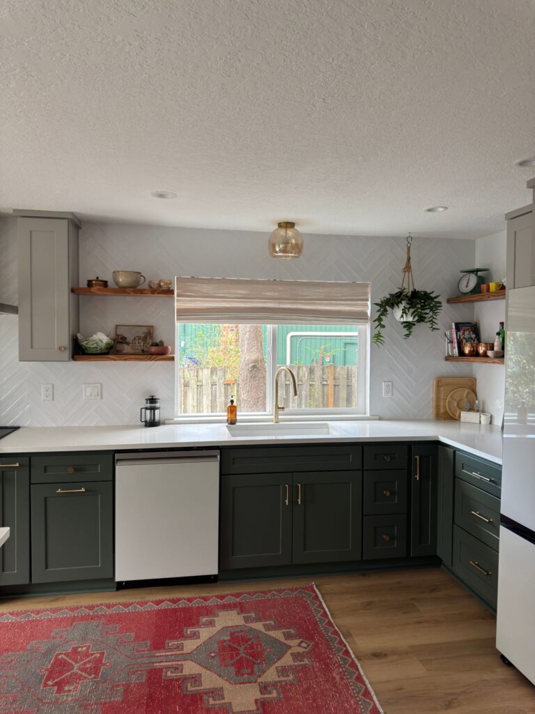 lazy-susan-design-beaverton-kitchen-remodel-after-1  lazysusandesign.com
