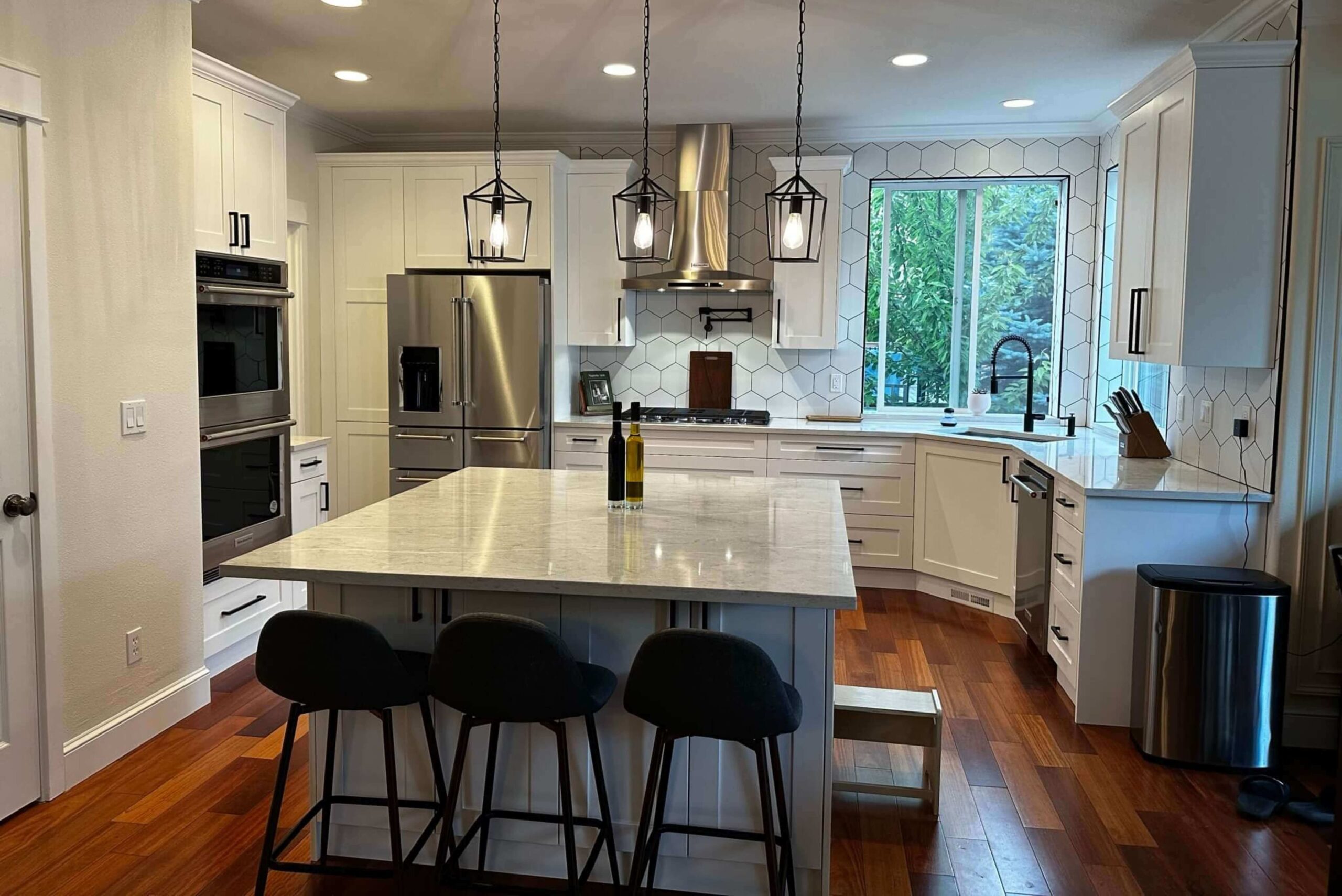 lazy-susan-design-tigard-kitchen-laundry-remodel-after  lazysusandesign.com